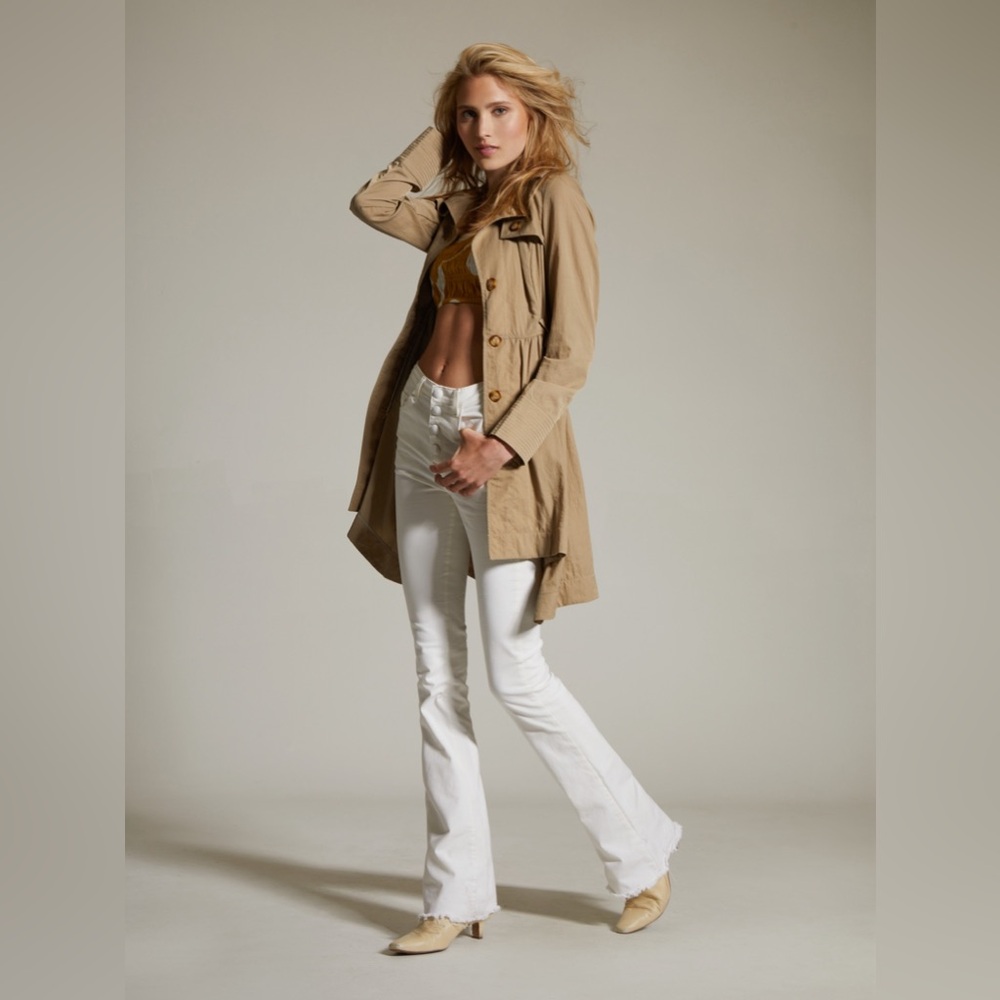 Brand New Saks Fifth Avenue Lightweight Tan / Khaki Flared Trench Coat